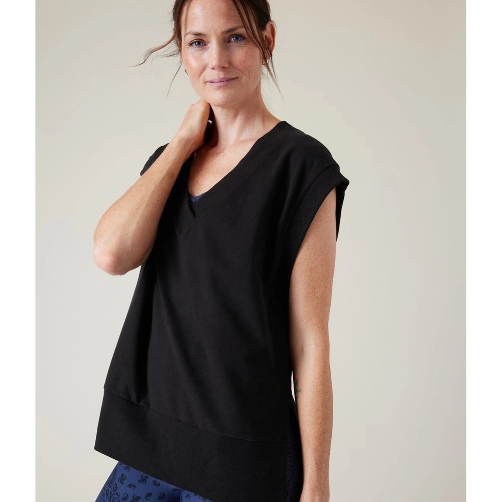 Athleta Retroterry V-Neck Sweatshirt Tee Black Small Stretch Gym‎ Casual